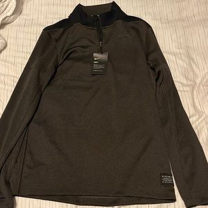 MENS NIKE DRI FIT GOLF LONG SLEEVE SHIRT